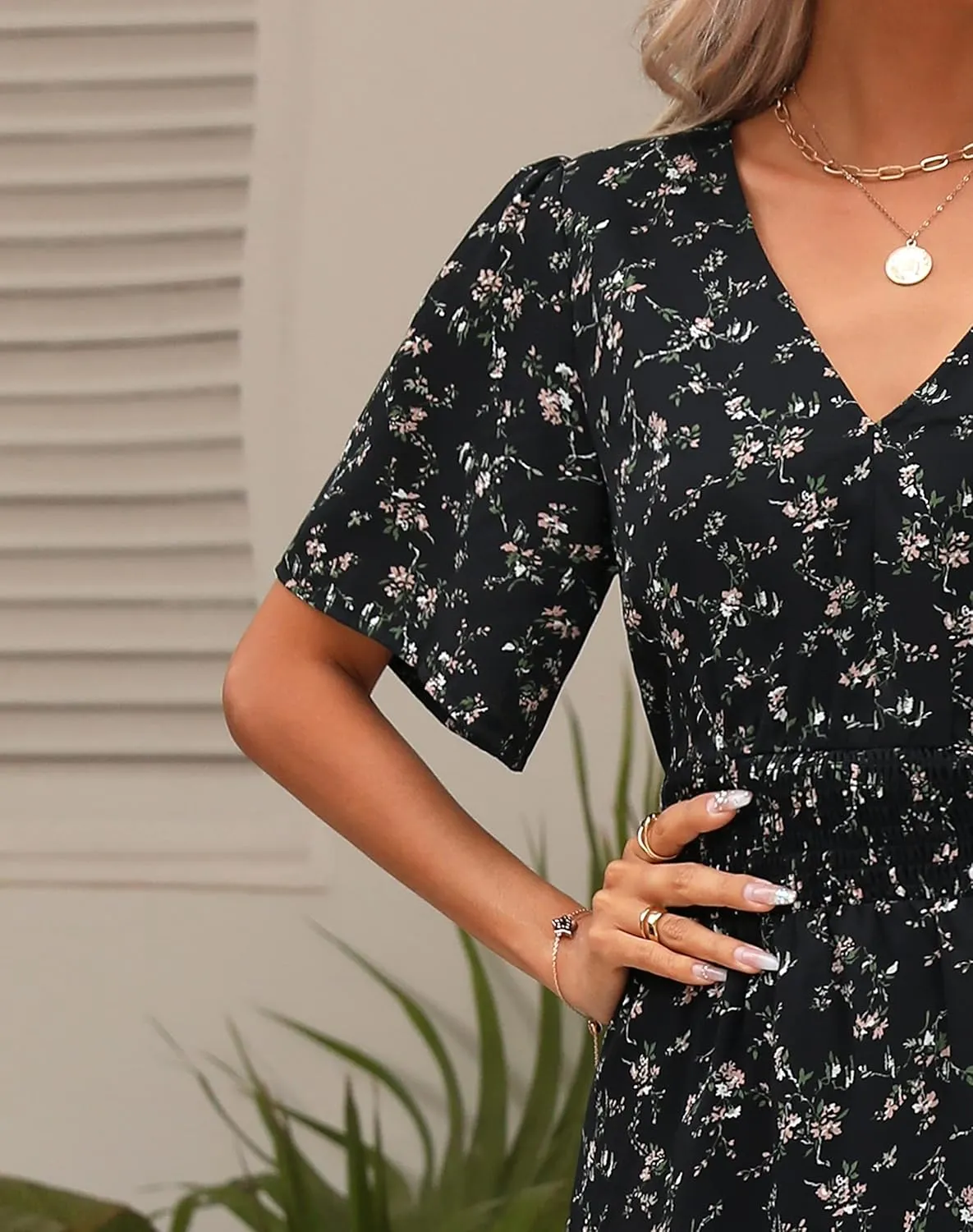 Kranda Women 2025 Summer Spring V Neck High Waist Short Sleeve Casual Long Boho Floral Swing Flowy Slit Beach Maxi Dress